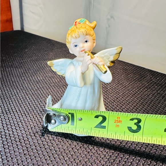 Vintage Lefton Angel Playing Flute - Picture 6 of 6